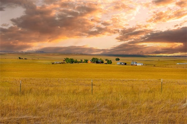 qq悲伤寓意网名男生