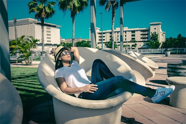 低谷人生鼓励自己的句子