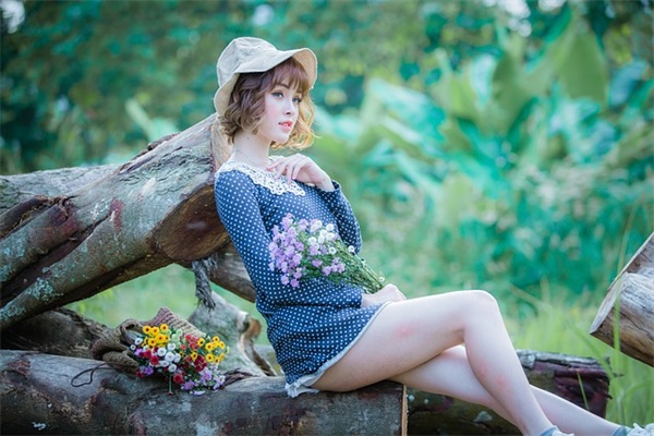 陌陌吸引人打招呼的文案