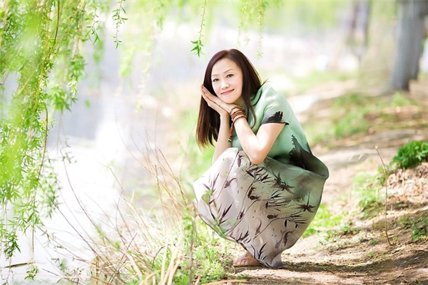 抖音最火的吸引女生文案句子(抖音最火的潮句文案)