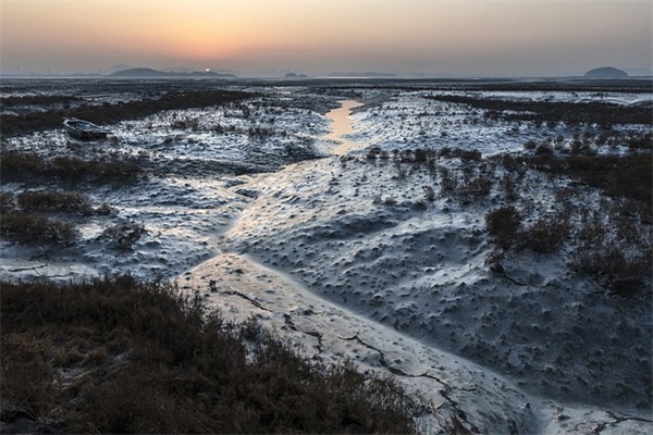 给自己留言的伤感句子精选(给同学留言的简短句子搞笑)
