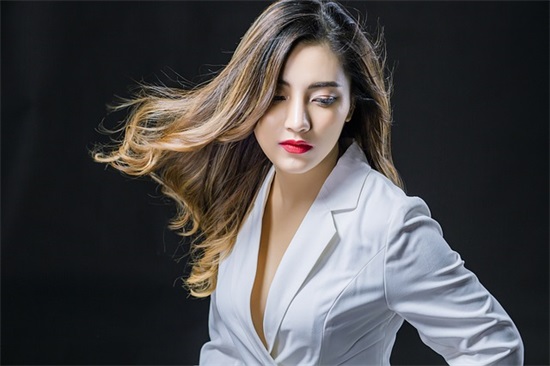 关于适合各种心情的句子(经历过后才明白的短句)