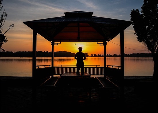 描写外貌的句子 描写外貌的句子字精选