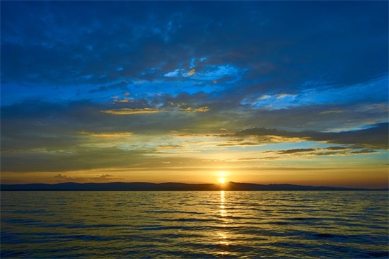 结婚周年日祝福语-55句