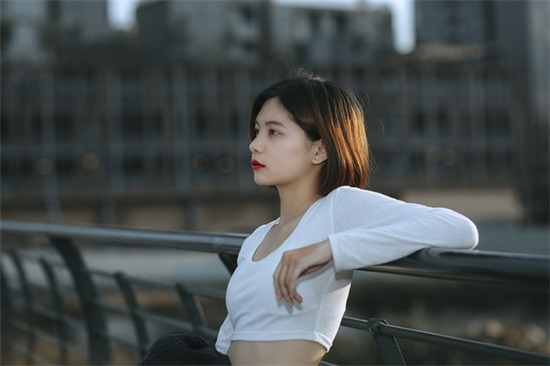 女朋友生日浪漫短句20字，生日祝福语女朋友短句（精选）